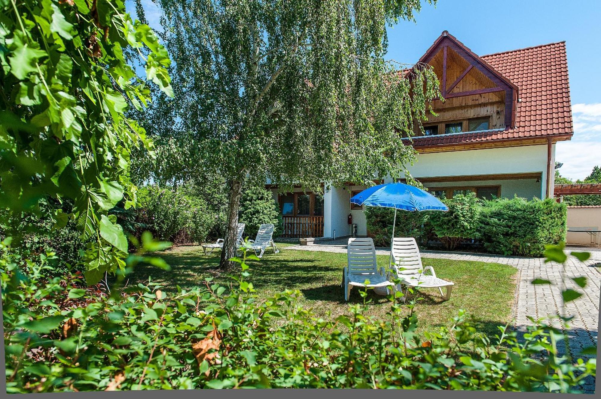 ALina Apartmanház Hévíz Esterno foto